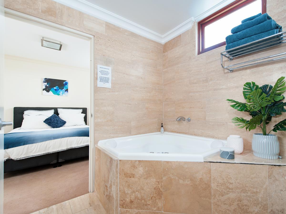 Shoal Bay Bed & Breakfast (Adults Only) Nelson Bay Exterior photo